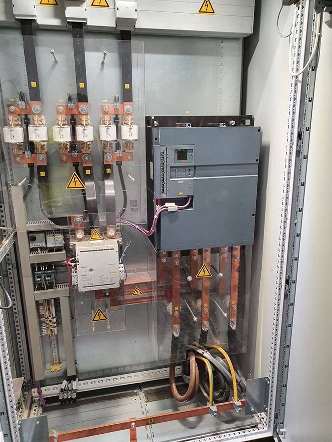 Плавний пуск Siemens Sirius у шафі керування